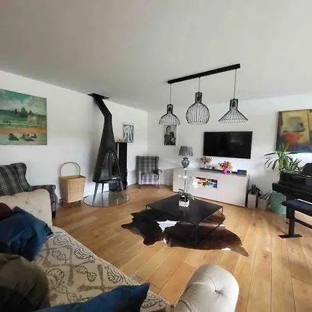 Family House #olympicgames24 펜션